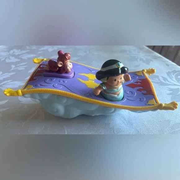 Fisher Price Little People Disney Aladdin Jasmine Musical Magic Carpet Toy - Picture 1 of 7